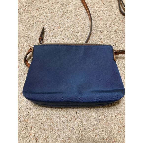 DOONEY & BOURKE SMALL NAVY CANVAS CROSSBODY BAG (ASIS) - Picture 12 of 15